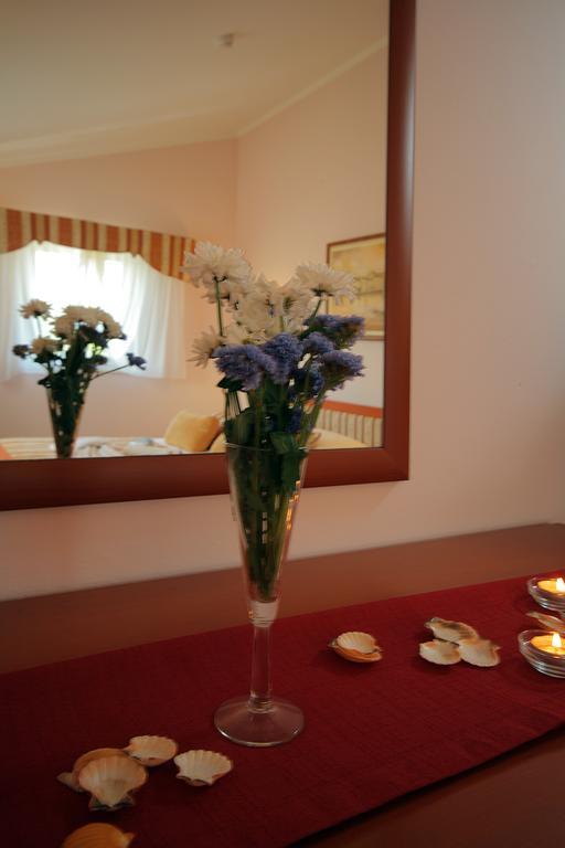 Hotel Трогір Екстер'єр фото